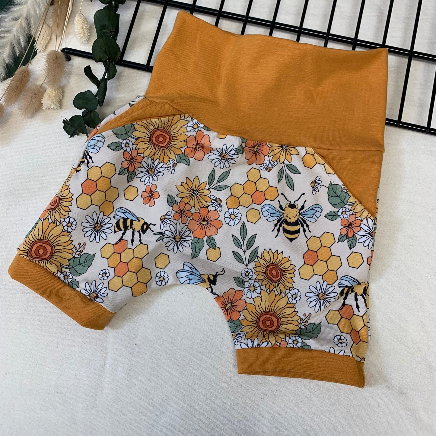 Short évolutif Abeille vintage