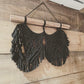 Macramé mural ailes noires